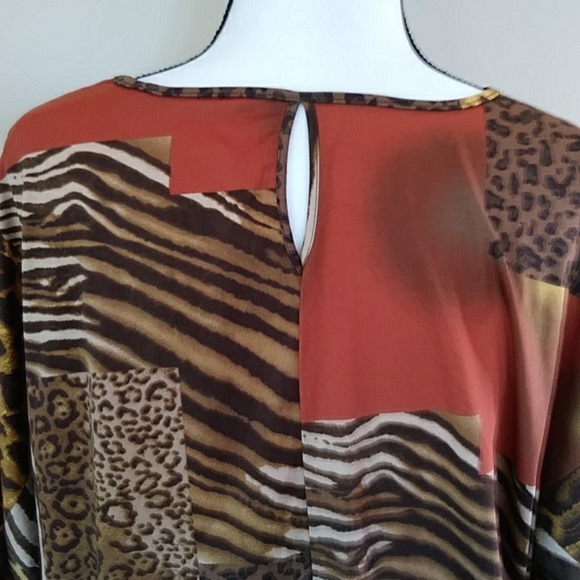 Zac & Rachel Animal Print Top Medium Brown Burnt Orange - Picture 8 of 13
